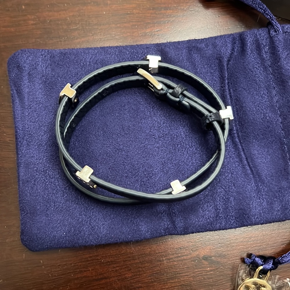 Tory Burch - Picture 3 of 5